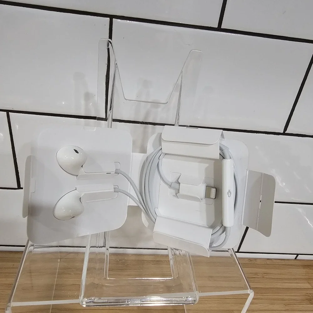 NEW Apple EarPods w/ Lightning Connector OEM Wired Earbuds Headphones